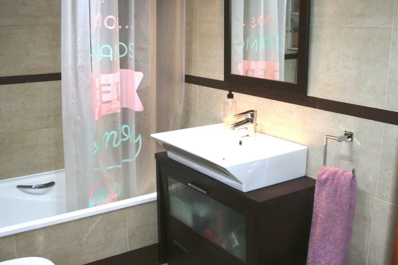 Apartamento Malaga Centro Y Playa-Parking Ngoại thất bức ảnh